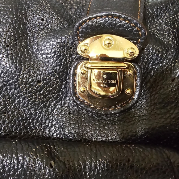 Louis vuitton black Mahina tote - Picture 4 of 9